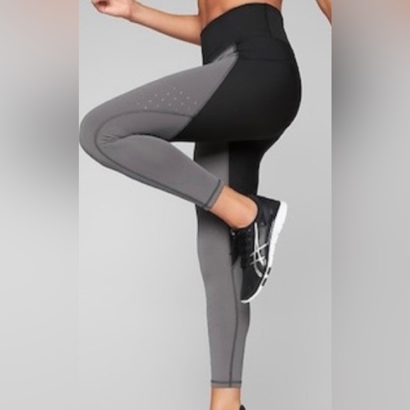 Athleta Pants - Athleta Sculptek Stealth Trucool Activewear Leggings